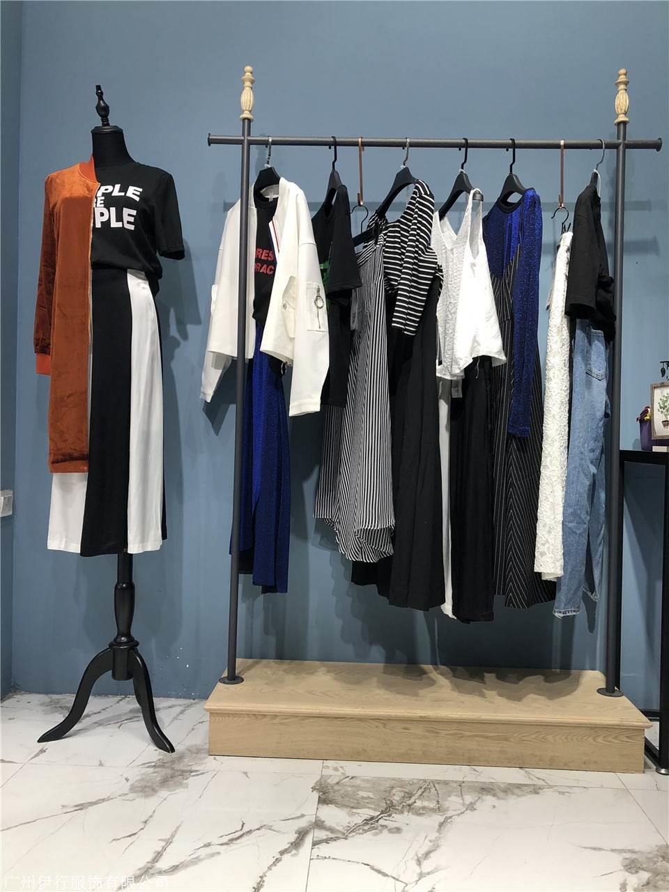 作为一名品牌折扣女装店老板,要学会这几个服装尾货零售定价法